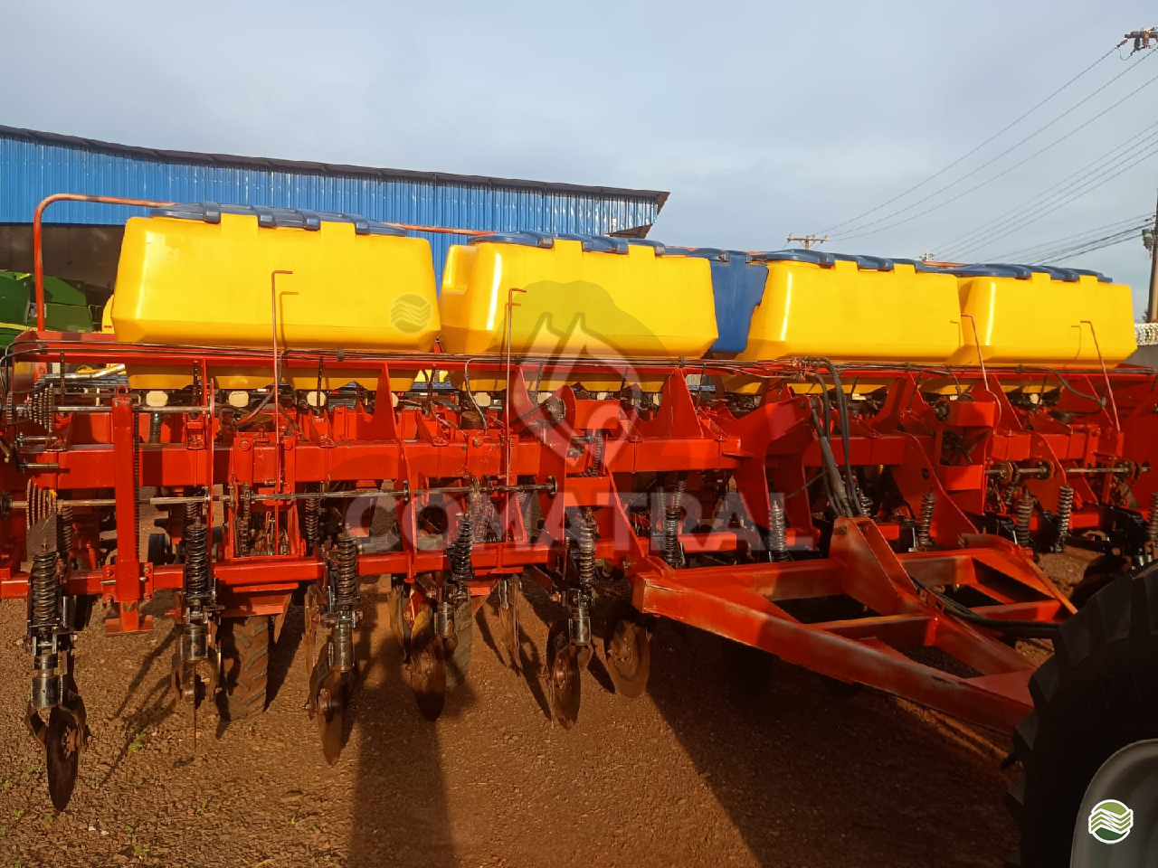 PLANTADEIRA FANKHAUSER PLANTADORA 5045 Comatral Equipamentos Agrícolas - Landini DOURADOS MATO GROSSO DO SUL MS